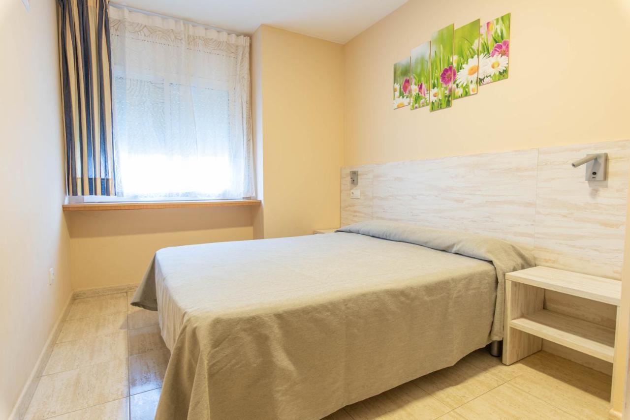 Apartaments Costamar كالافيل المظهر الخارجي الصورة