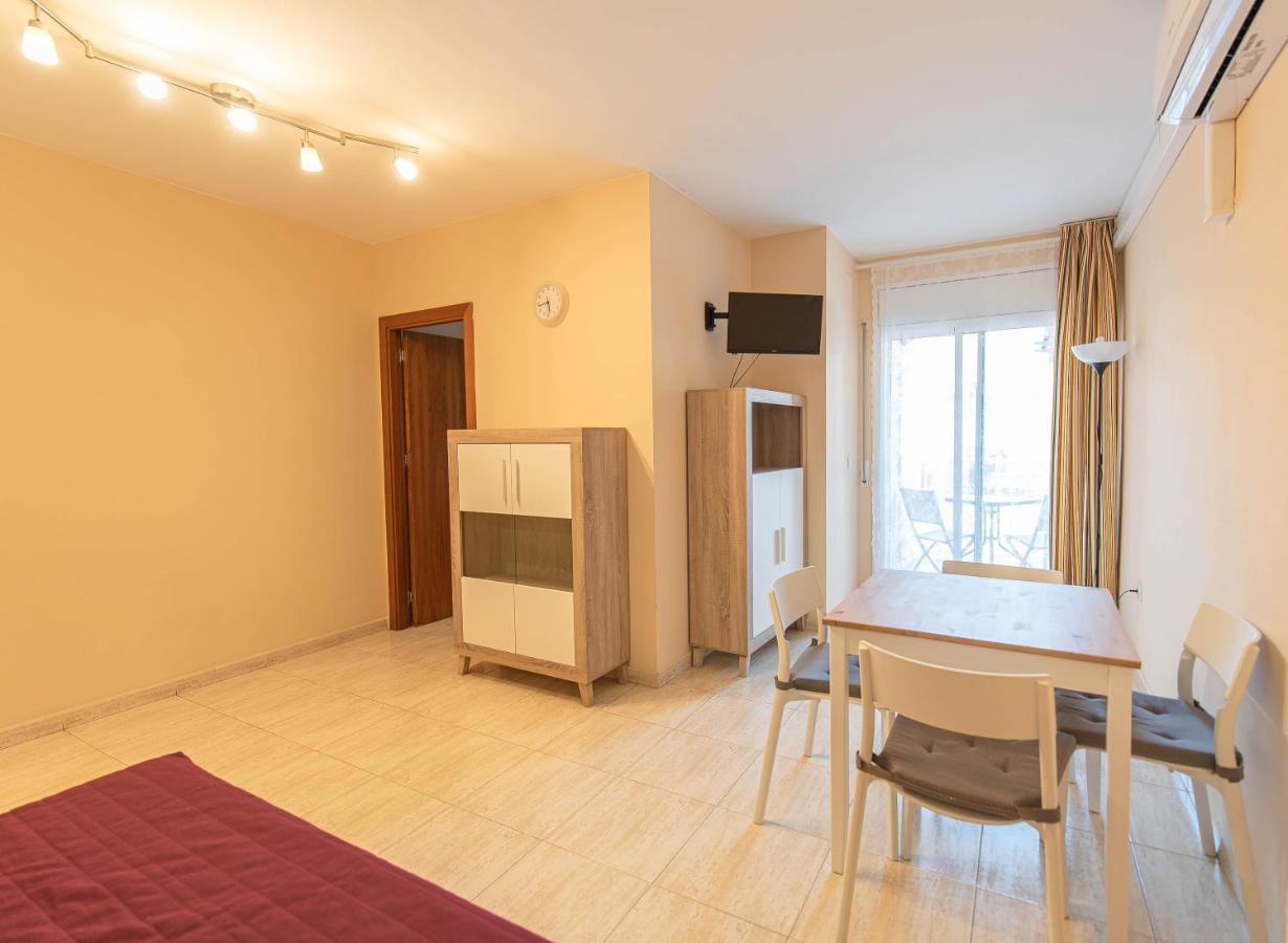 Apartaments Costamar كالافيل المظهر الخارجي الصورة