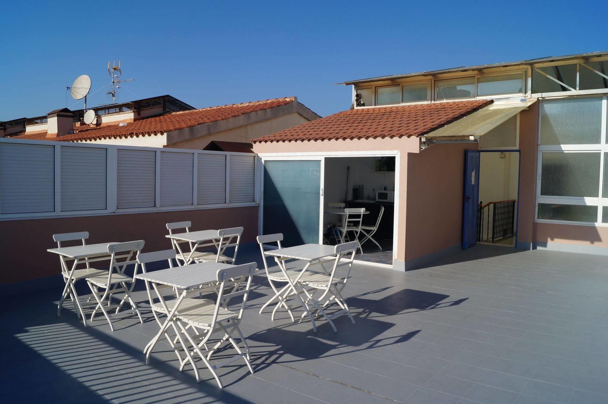 Apartaments Costamar كالافيل المظهر الخارجي الصورة