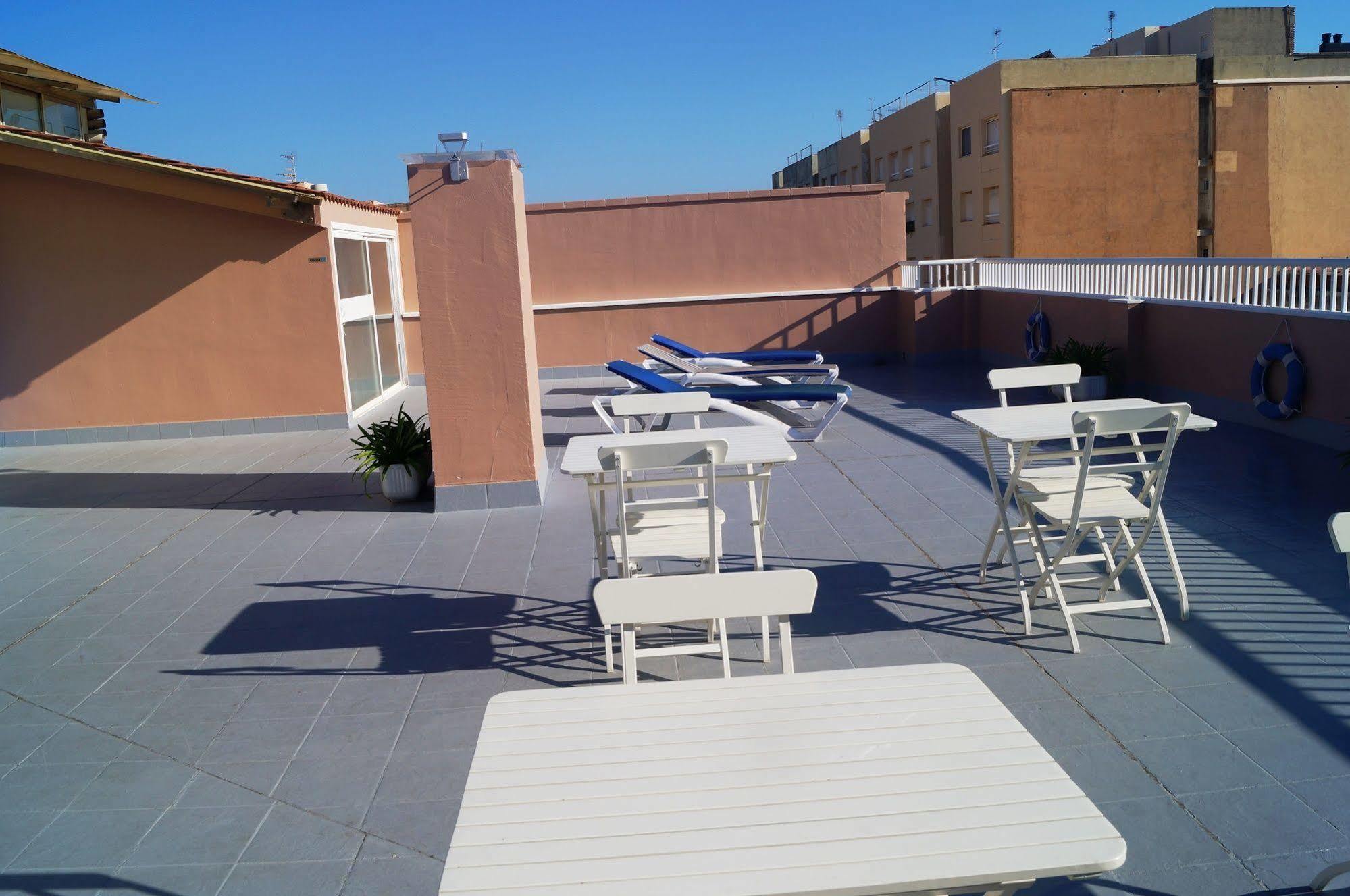 Apartaments Costamar كالافيل المظهر الخارجي الصورة