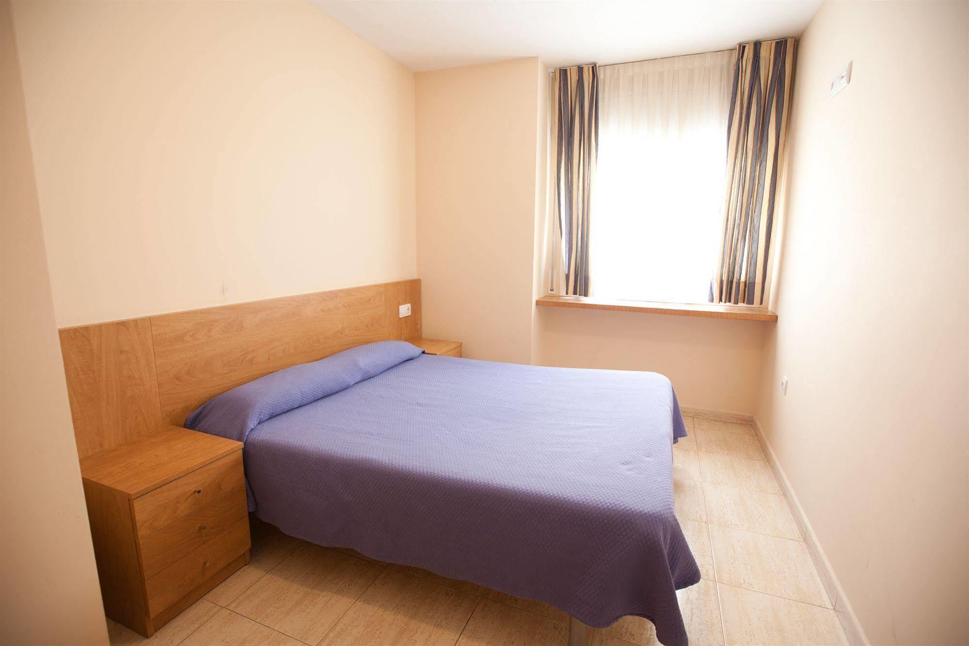 Apartaments Costamar كالافيل الغرفة الصورة